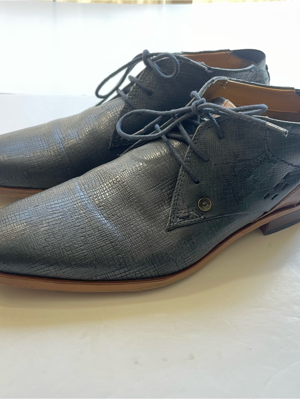 Bugatti Men’s Genial Insole Crosshatch Textured Leather Derby.Sz11